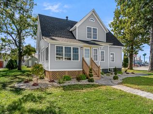 421 W Mazon Ave, Dwight, IL 60420