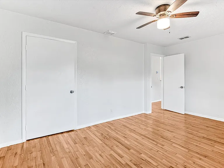 1540 Alhambra Dr #A — Photo 17