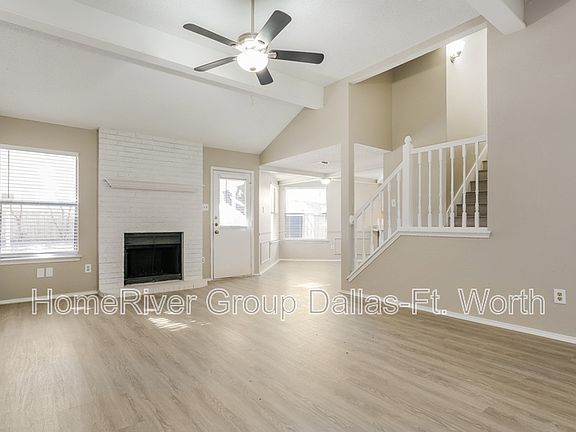 3rd image of 102 Hardin Dr