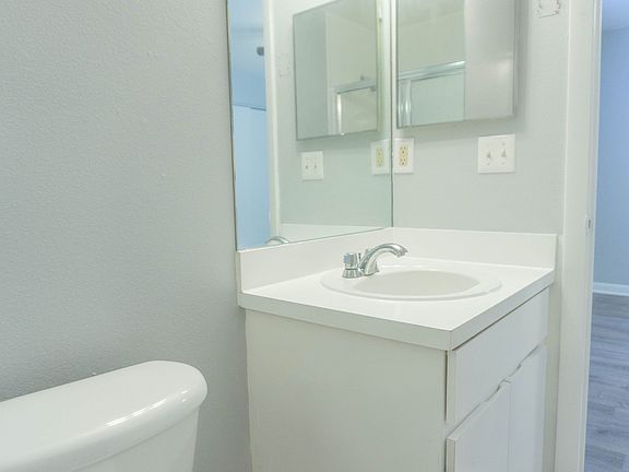 5th image of 1801 Columbia Park Ave #1-204