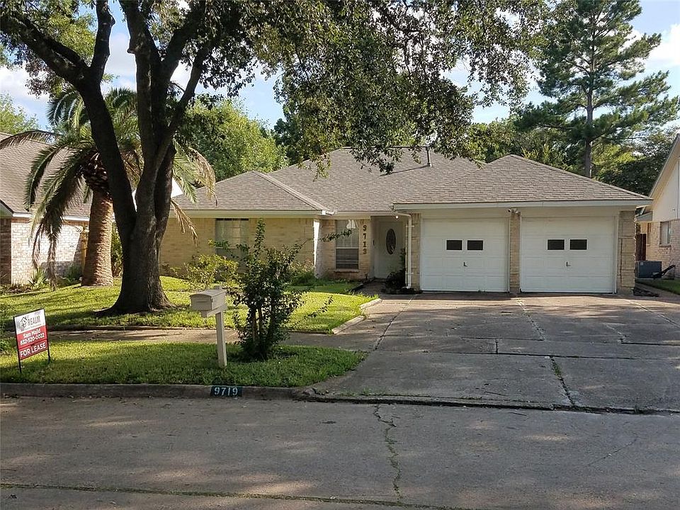 1st image of 9719 Ravensworth Dr