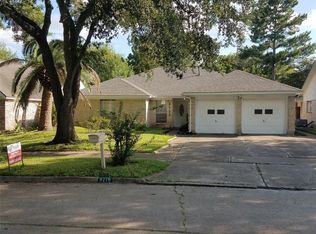 9719 Ravensworth Dr, Houston, TX 77031