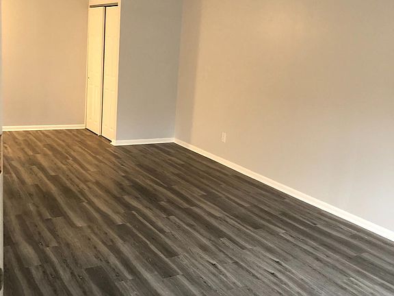 5th image of 5400 Vicaris St APT 1