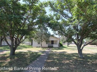 421 W 12th St, Clovis, NM 88101