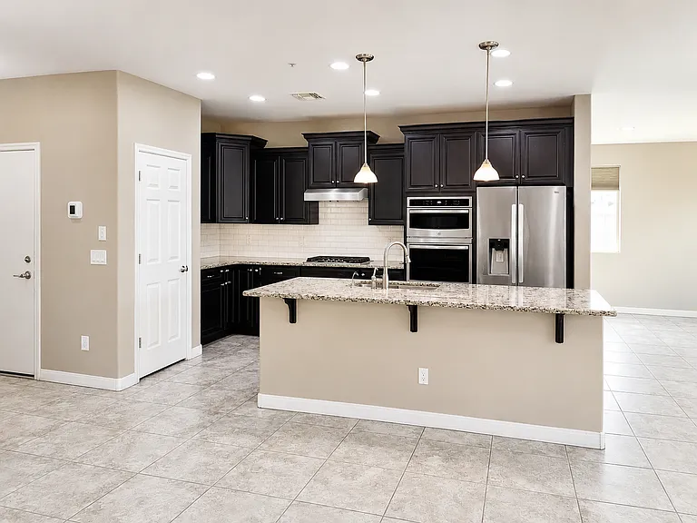 3693 E Rakestraw Ln — Photo 4