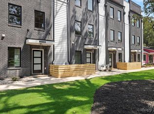 3016 Cobbs Hill Rd, Charlotte, NC 28205