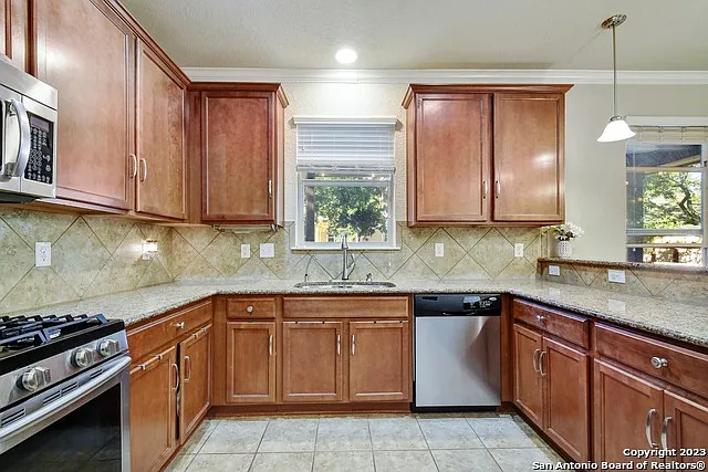 11619 Belicena Rd — Photo 12
