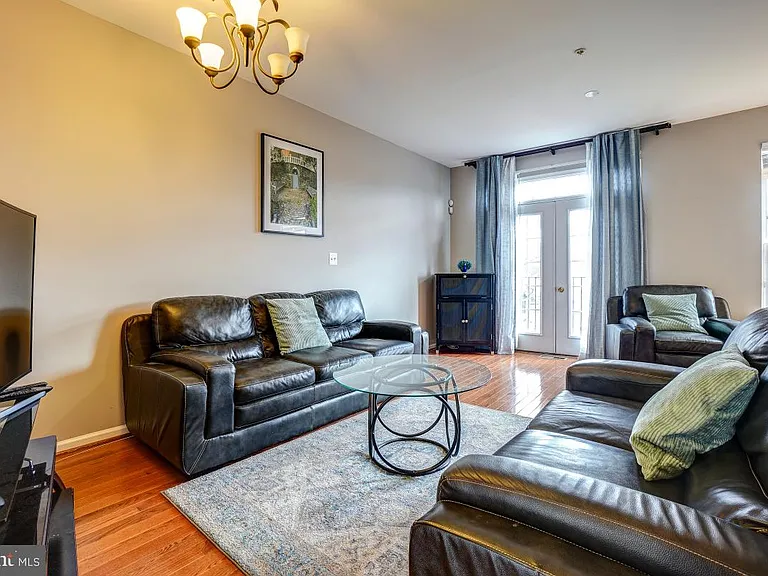 4281 S Capitol St SW — Photo 48