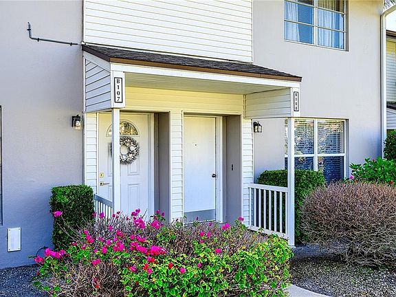 2nd image of 180 Cypress WAY E #B107