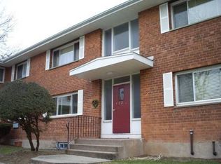 32 Racebrook Rd APT B, East Hartford, CT 06108