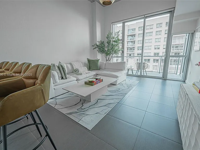 3301 NE 1st Ave #MO702 — Photo 5
