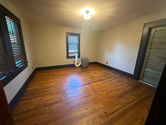 5th image of 5 Dundee St #B