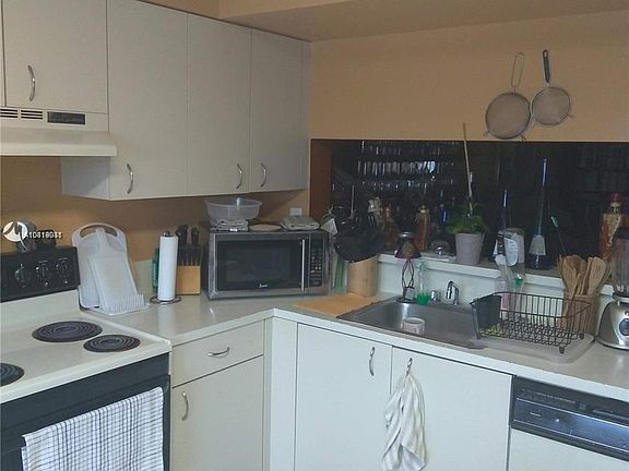 3rd image of 14920 SW 82nd Ln #12-204