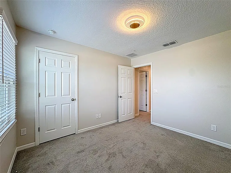 10141 Greenstone Ridge St — Photo 32