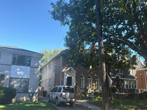 3rd image of 16838 Baylis St