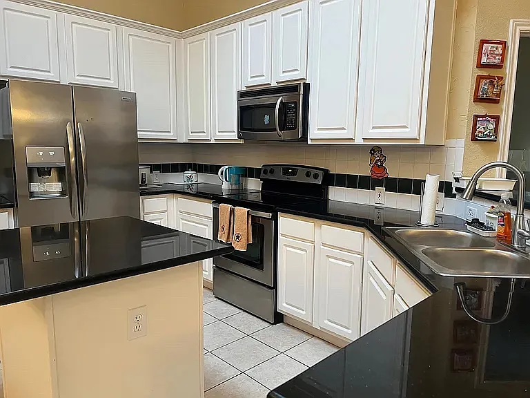 8432 Pipe Stone Dr — Photo 16