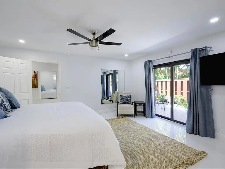 11335 Twelve Oaks Way — Photo 10