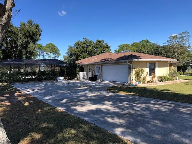 205 E Falconry Ct — Photo 2
