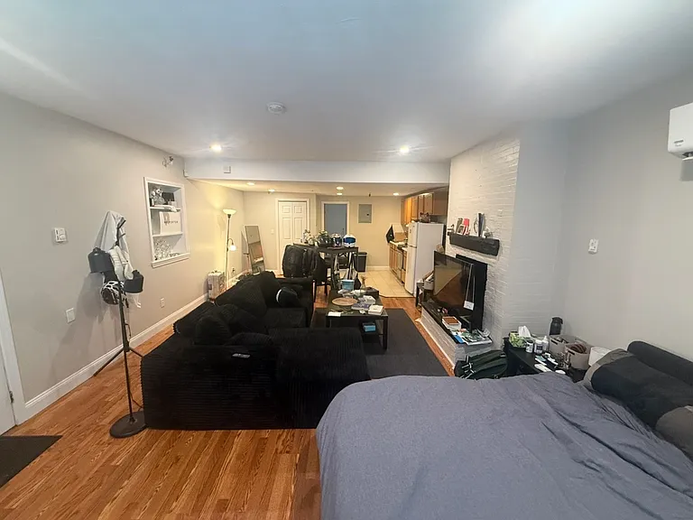 287 Beacon St #B2 — Photo 2