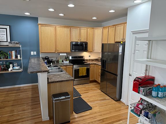 5th image of 171 Brookwood Dr