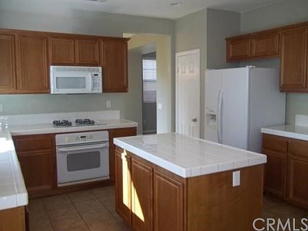 5th image of 29369 Milford Ct