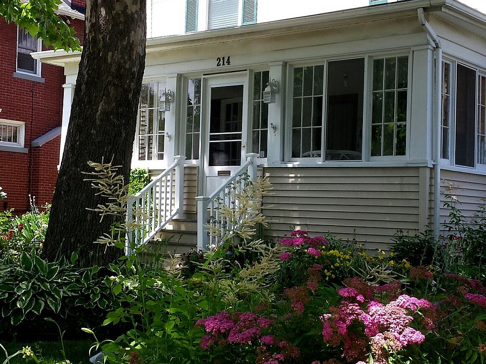 1st image of 214 Austin Ave