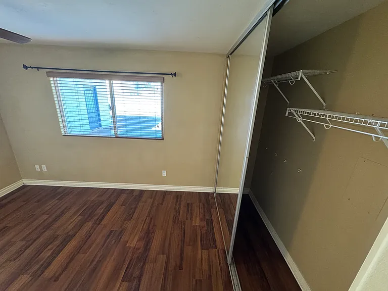 1450 Iris Ave #11 — Photo 35