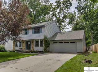 406 S 154th St, Omaha, NE 68154