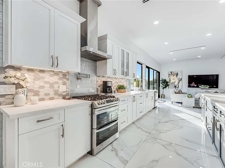 3890 Shadow Grove Rd — Photo 16