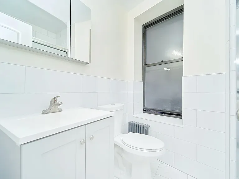 211 Avenue A #1 — Photo 9