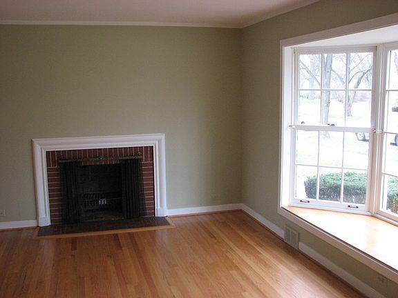 5th image of 5243 W Hoffman St