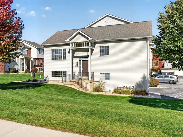 2147 Derby Ln, Belvidere, IL 61008
