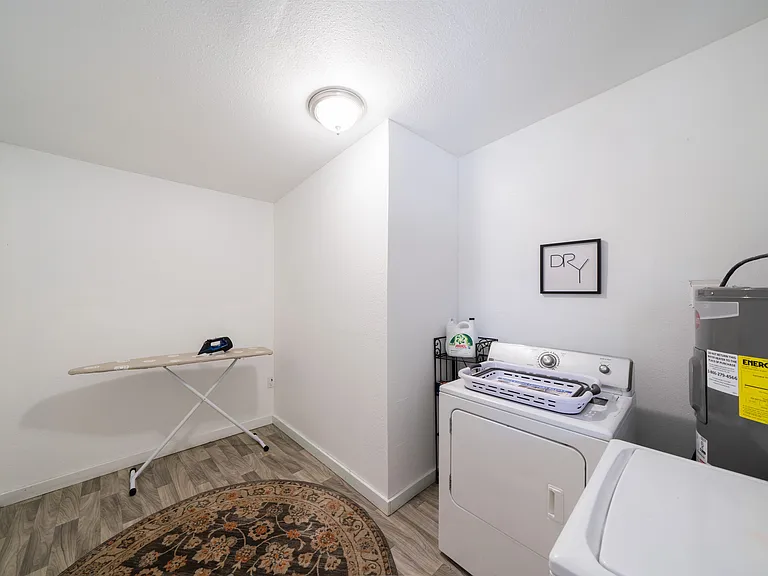 482 Hialeah Ave — Photo 29