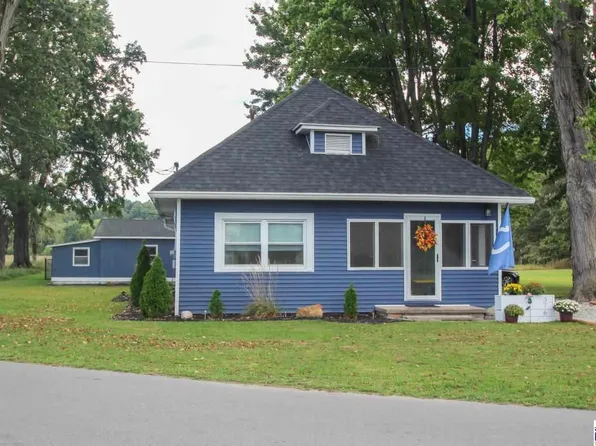 376 S Main St, Rosedale, IN 47874