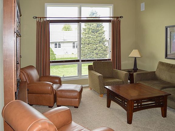 3rd image of 4027 Boulder Dr