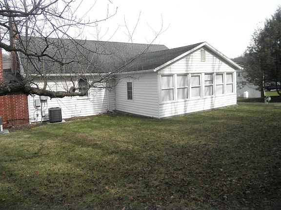 2nd image of 3013 Berlin Plank Rd