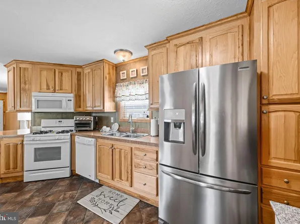 7 Spinning Wheel Ln, Rehoboth Beach, DE 19971