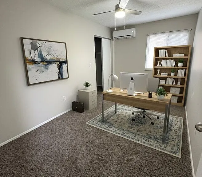 607 Pebble Pl #T — Photo 15