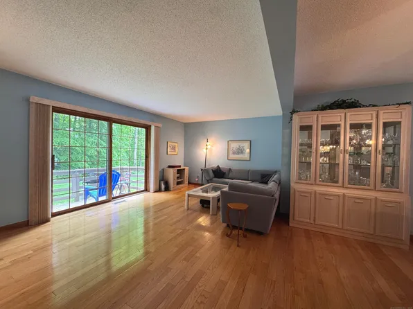 227 Twin Lakes Road APT C, North Branford, CT 06471