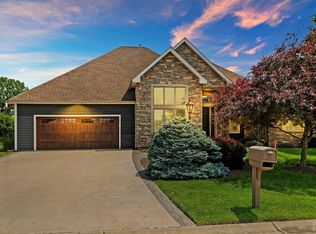 5916 Carriage Hills Dr, Racine, WI 53406