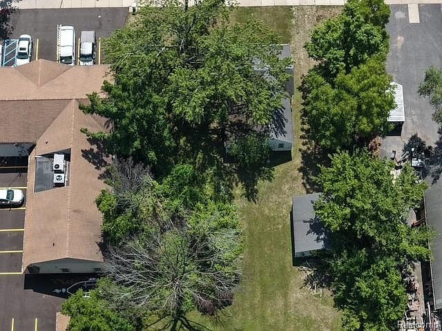 1st image of 8120 Macomb St