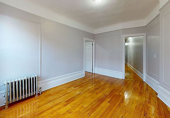 4th image of 701 W 180th St APT 41
