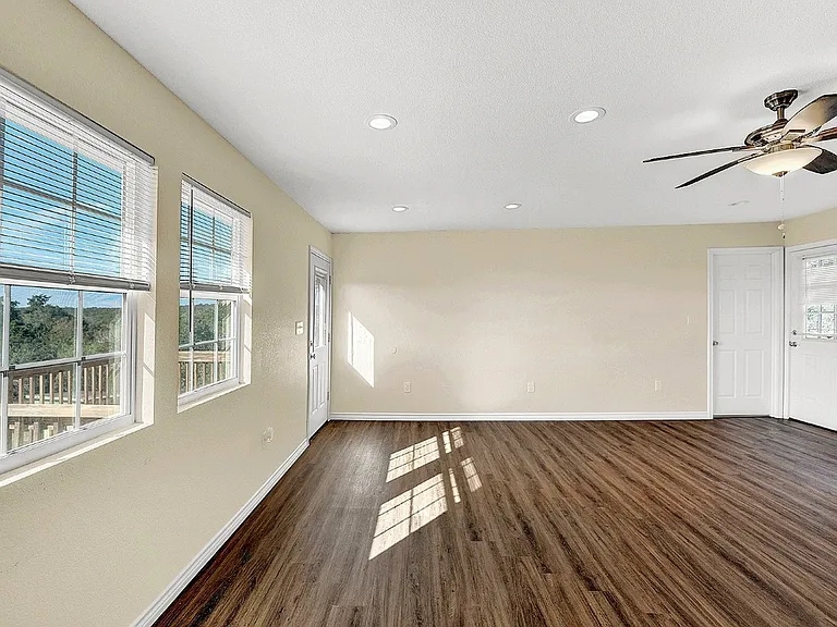 207 Oakwood Loop #207 — Photo 11