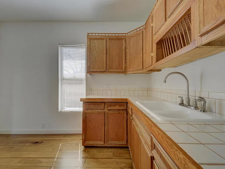 2106 Holly St #B — Photo 14