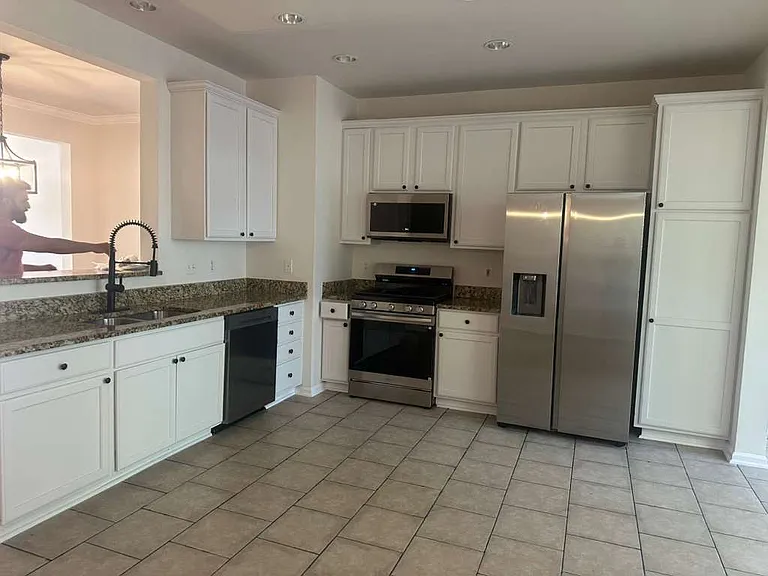 8477 Hallie Rose St — Photo 9