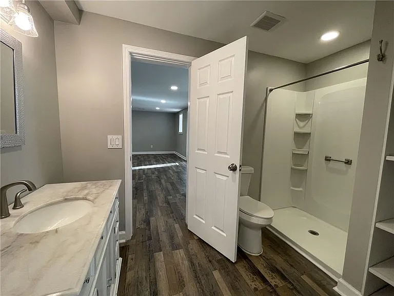 3492 Point View Cir — Photo 70