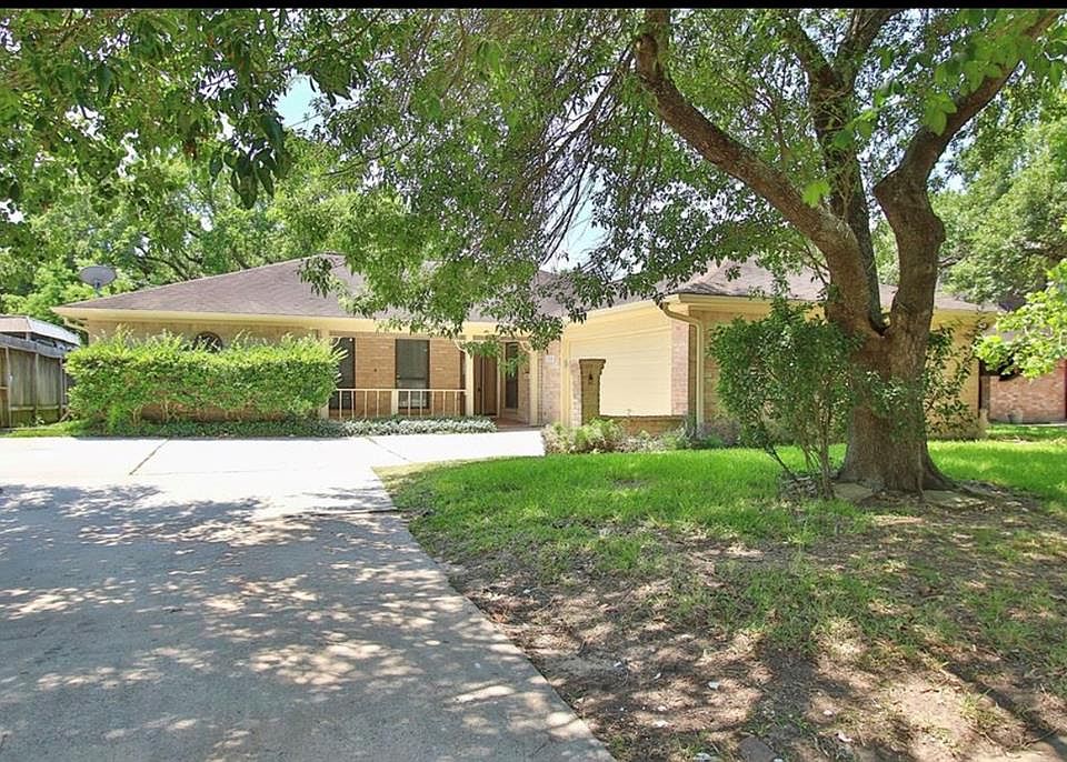 1st image of 10514 Sagewind Dr