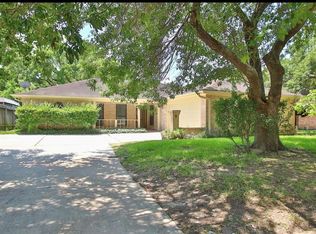 10514 Sagewind Dr, Houston, TX 77089