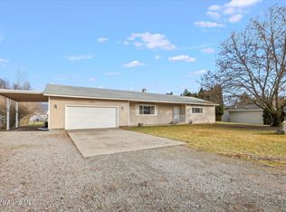 6080 N Sunrise Ter, Coeur D Alene, ID 83815