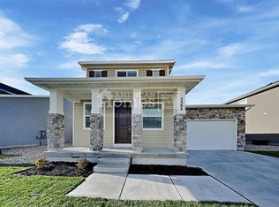 3304 S Fields Ave, Syracuse, UT 84075